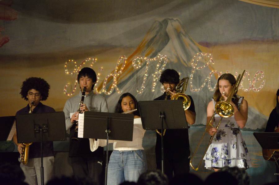 Aid The Cause band performance