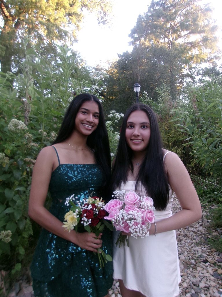 Saanvi Chepyala with her friend